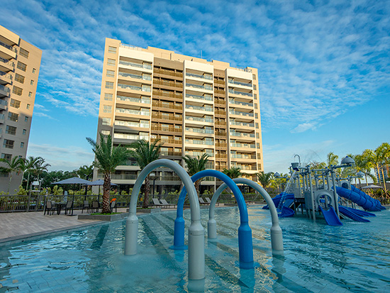 Piscina Infantil com Aqua Play